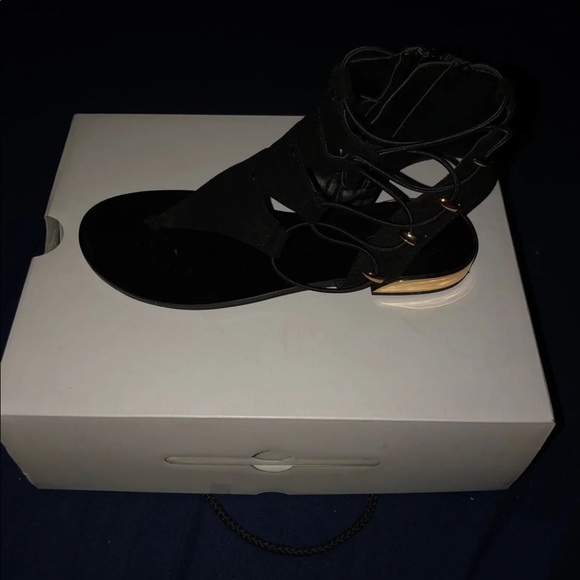 Aldo black and gold sandals - Picture 3 of 3